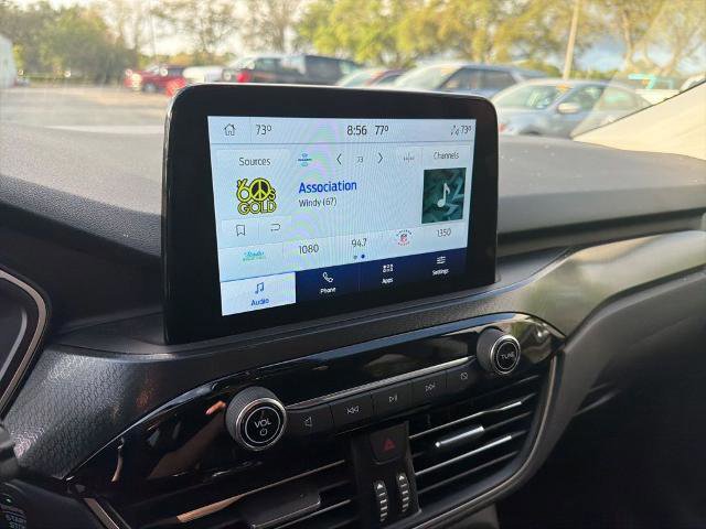 Certified 2022 Ford Escape SEL w/ SEL Stealth AWD Package image 12