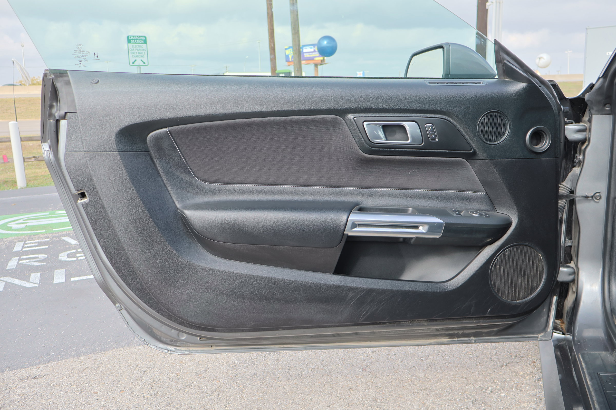 Certified 2022 Ford Mustang Coupe w/ Equipment Group 101A image 12