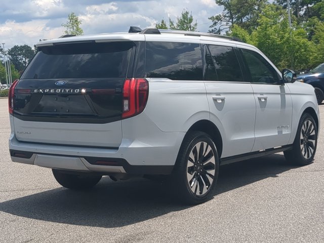 Certified 2025 Ford Expedition Platinum w/ Driver's Package AWD/4WD image 4