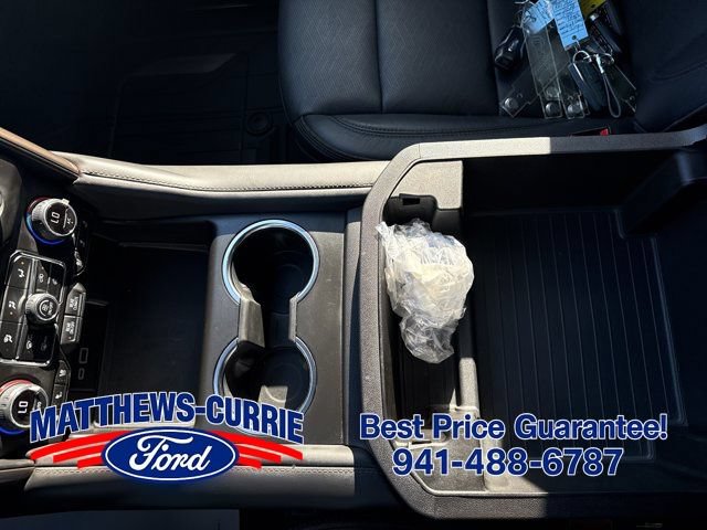 Used 2024 Chevrolet Tahoe High Country w/ Advanced Technology Package RWD image 27