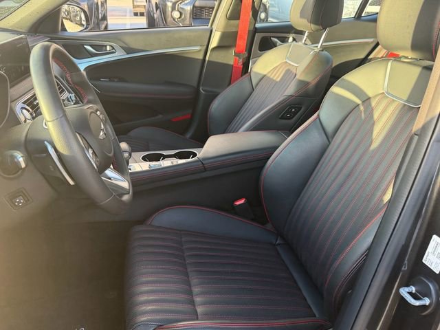 Used 2023 Genesis G70 2.0T w/ Sport Prestige Package RWD image 5