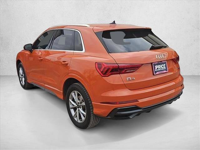 Used 2022 Audi Q3 2.0T Premium Plus w/ Premium Plus Package image 3