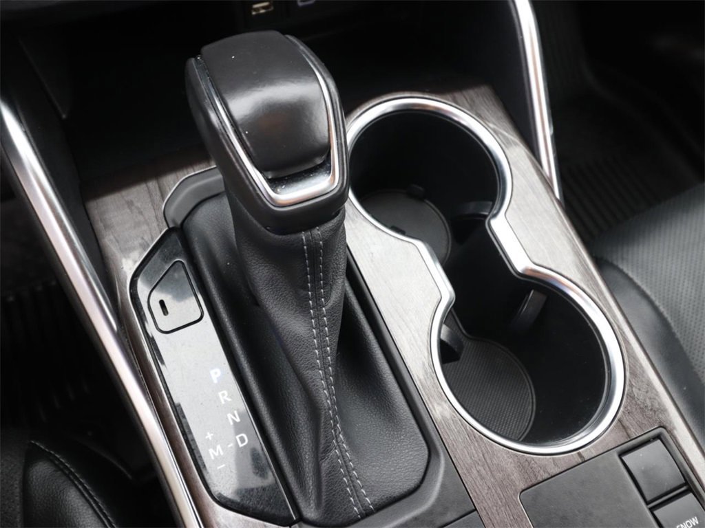 Used 2023 Toyota Highlander Limited image 22