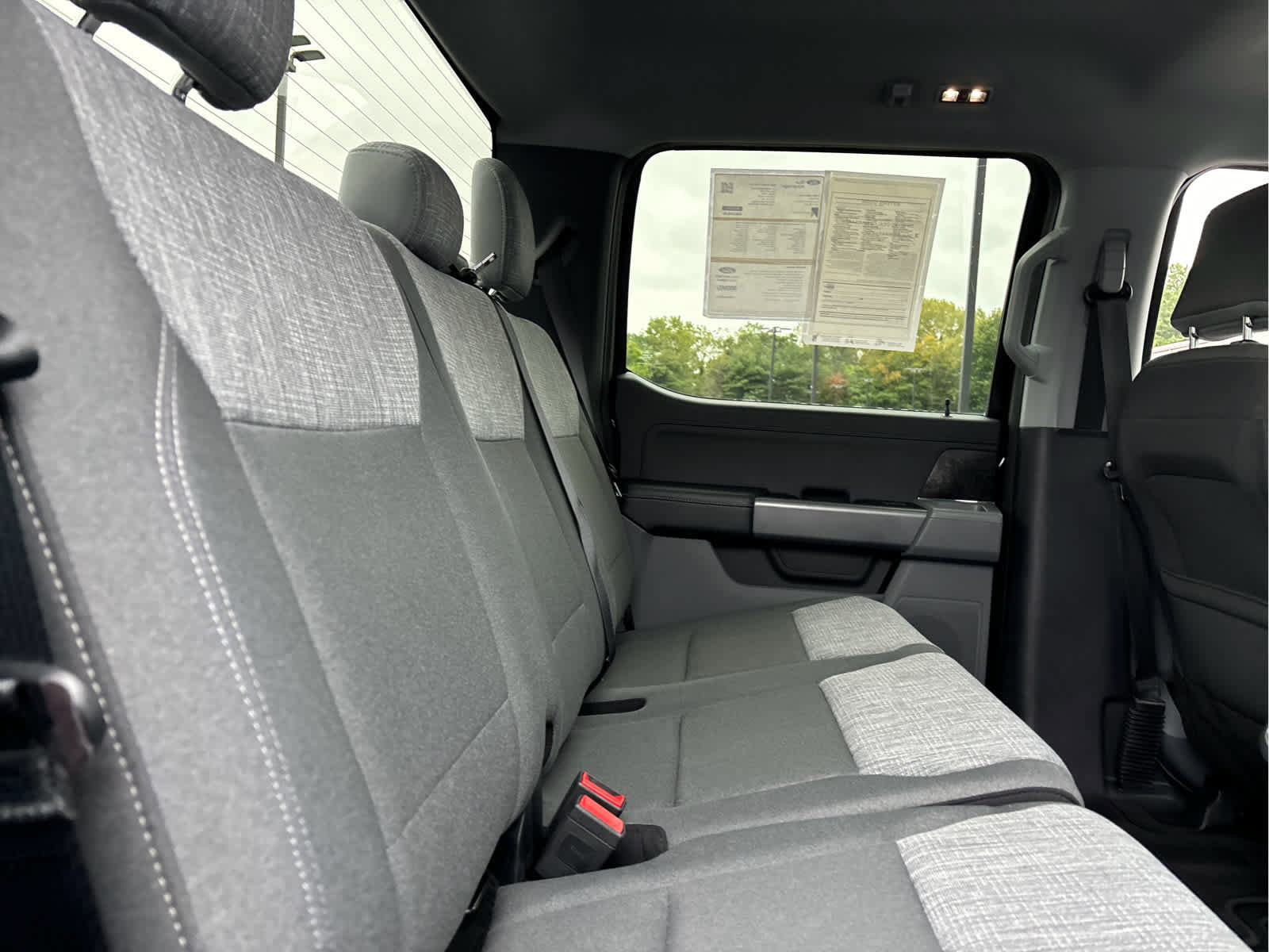 Certified 2022 Ford F150 XLT w/ Equipment Group 302A High image 32