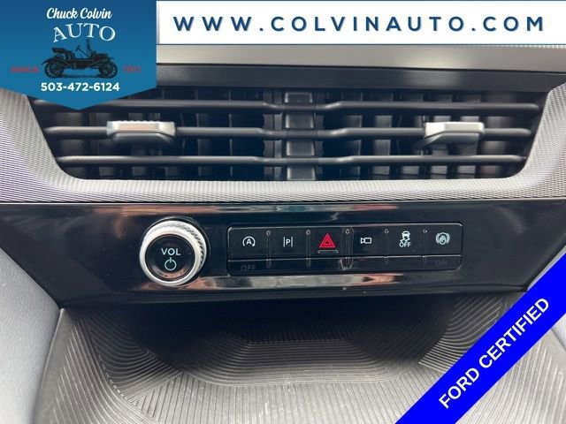 Certified 2025 Ford Explorer ST-Line w/ ST-Line Street Pack image 21