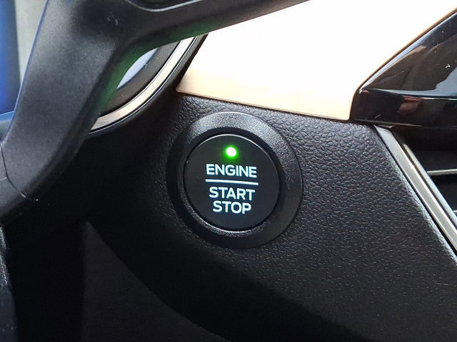 Certified 2022 Ford Escape Titanium w/ Titanium Elite Package image 28