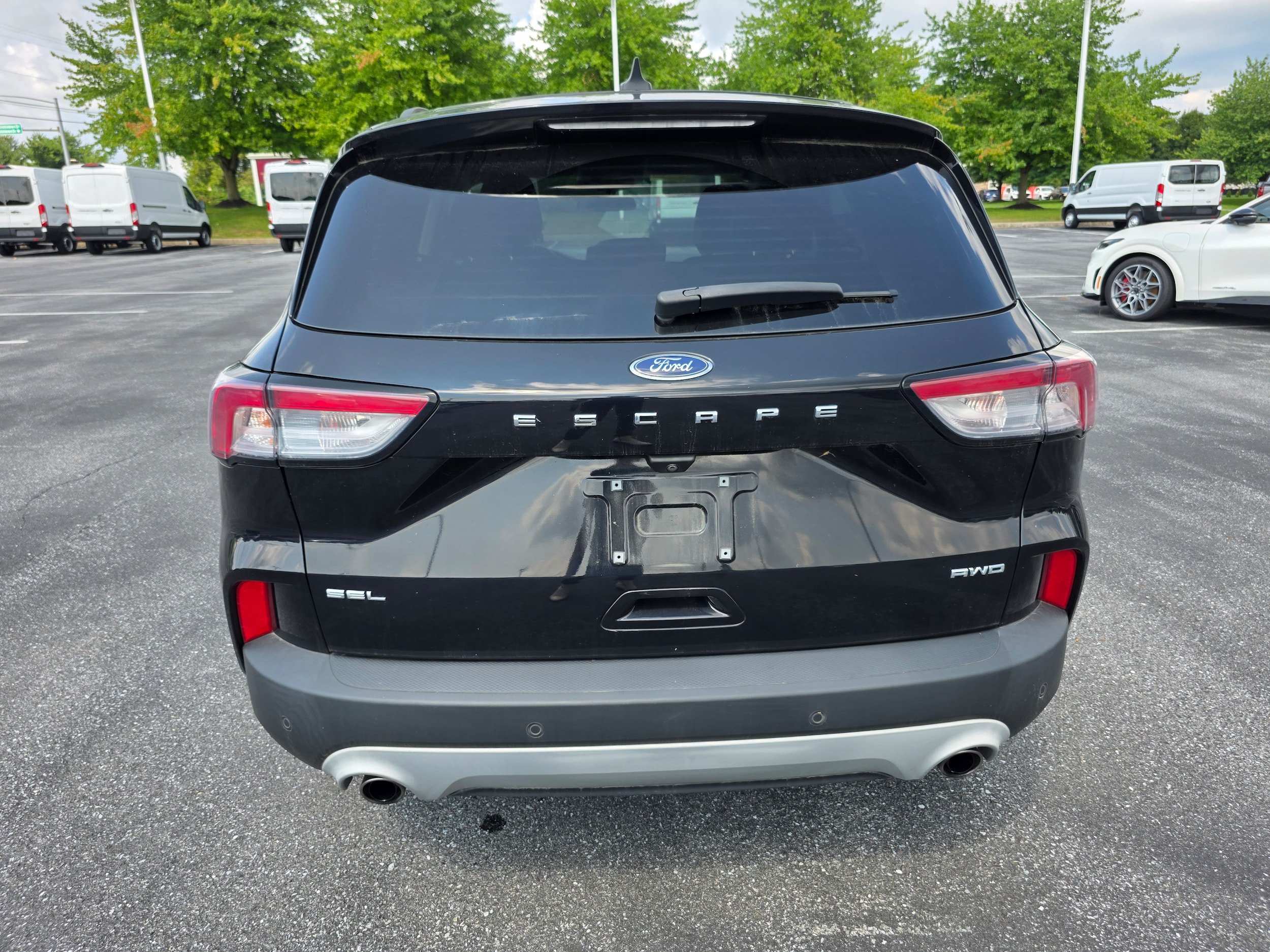 Certified 2022 Ford Escape SEL AWD/4WD image 4