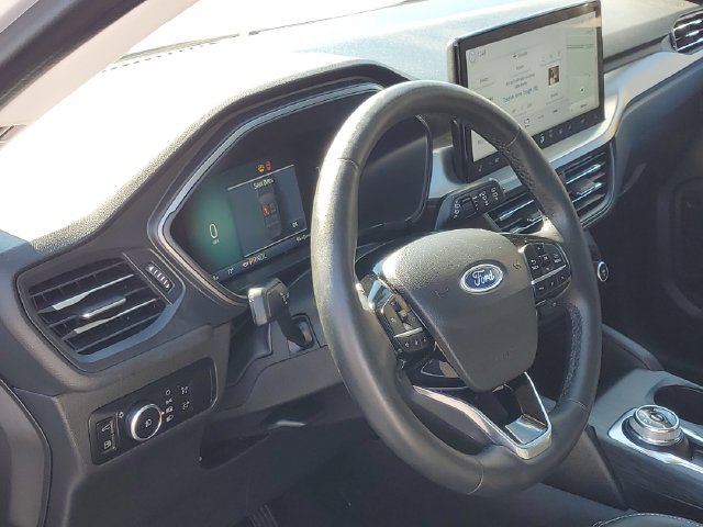 Certified 2023 Ford Escape SE FWD image 11