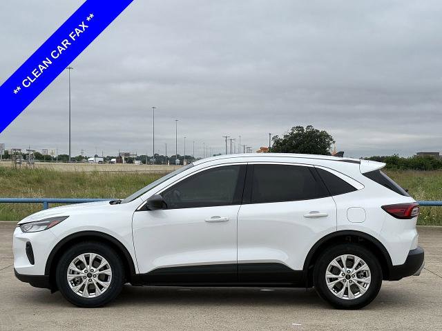 Certified 2023 Ford Escape Active FWD image 3