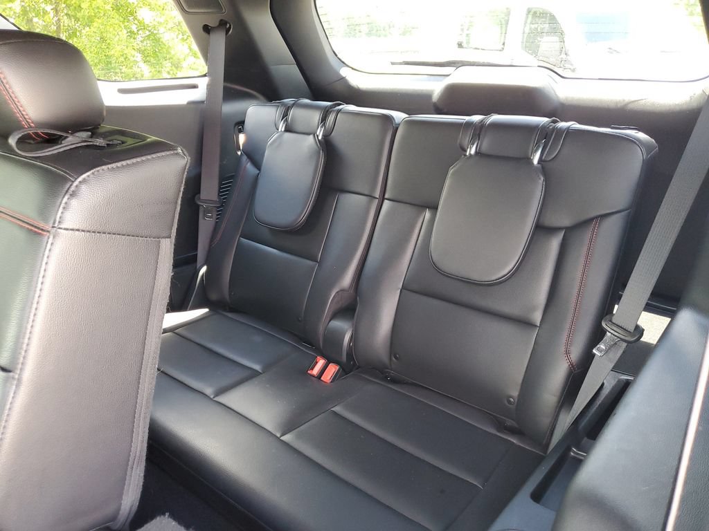 Certified 2023 Ford Explorer ST-Line AWD/4WD image 16