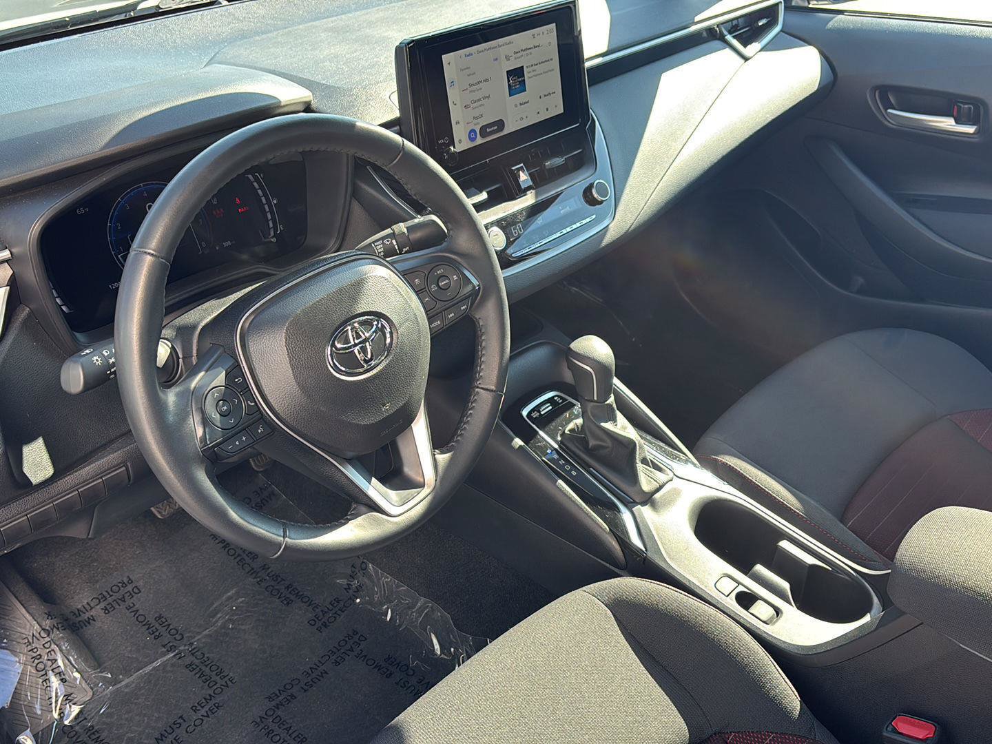 Used 2026 Toyota Corolla SE FWD image 12