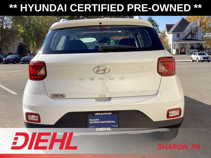 Certified 2024 Hyundai Venue SEL FWD image 7