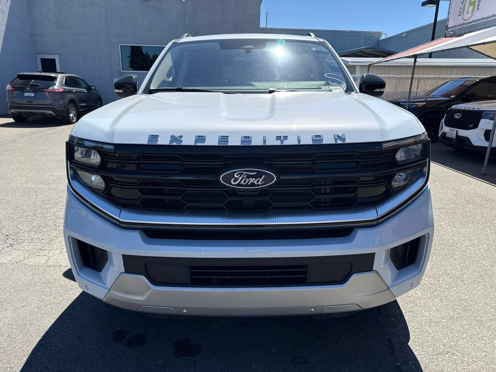 Certified 2025 Ford Expedition Platinum AWD/4WD image 8