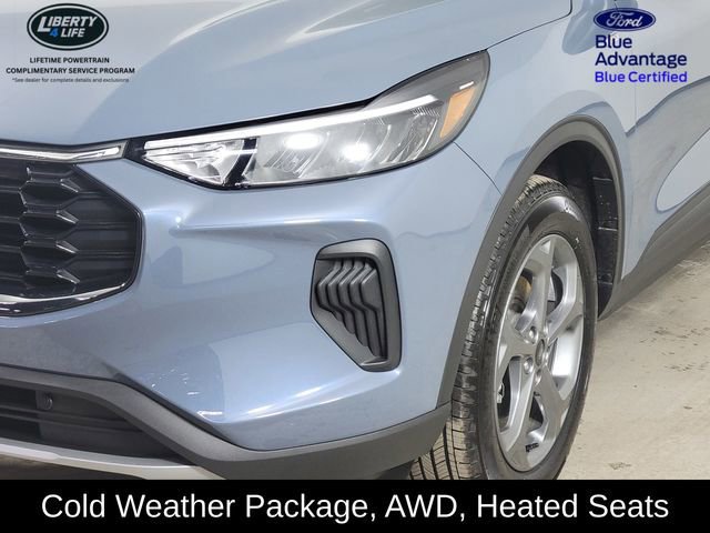 Certified 2025 Ford Escape ST-Line w/ Cold Weather Package image 9