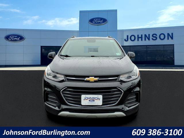 Used 2022 Chevrolet Trax LT w/ LT Convenience Package image 8