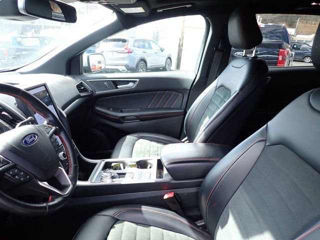Certified 2022 Ford Edge ST-Line image 10