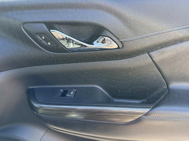 Used 2020 GMC Acadia SLT image 15