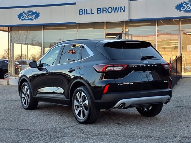Certified 2024 Ford Escape Platinum AWD/4WD image 2