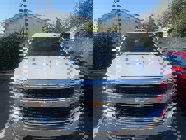 Used 2018 Chevrolet Silverado 1500 LT w/ LT Eassist Package image 6