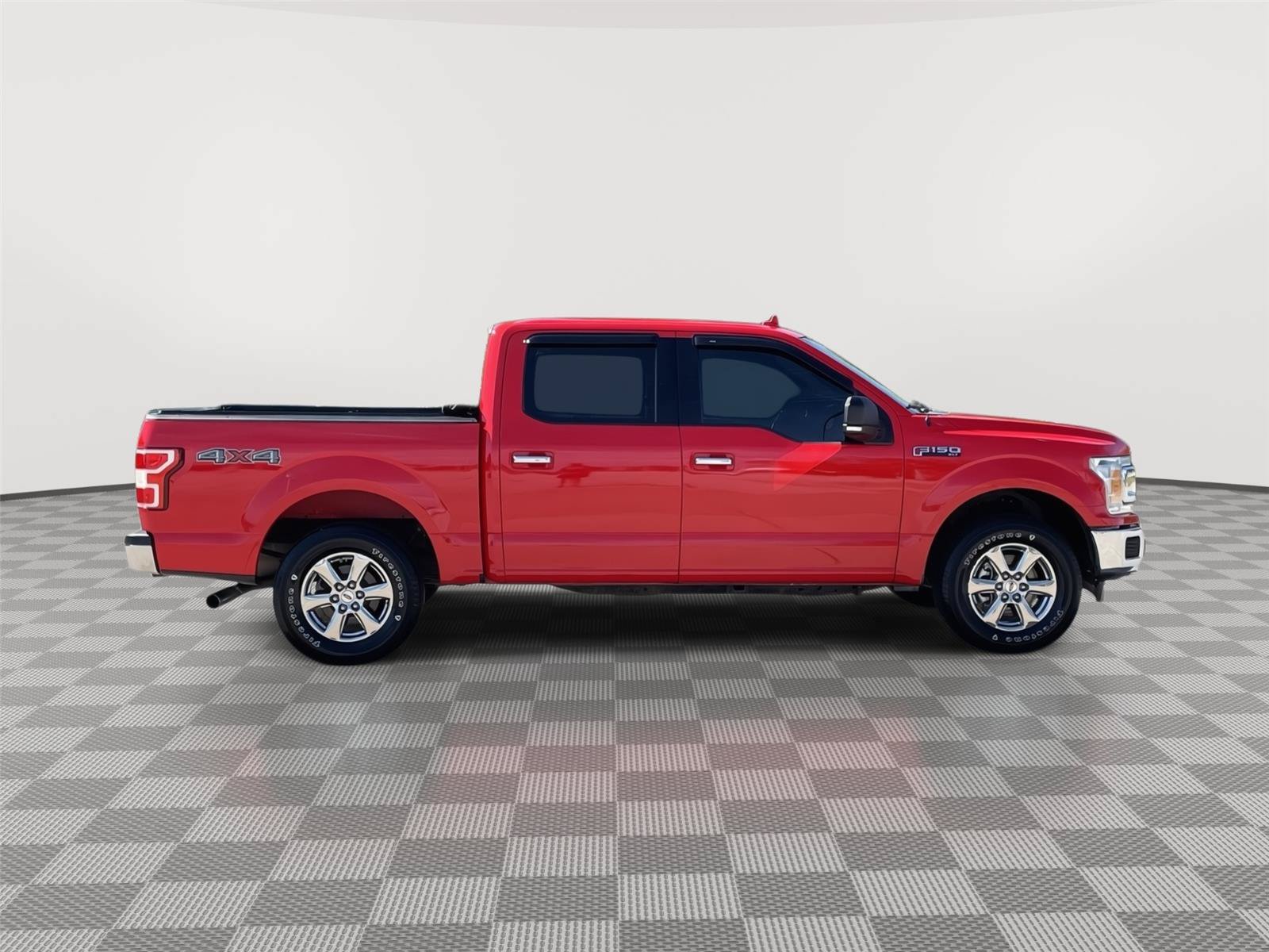 Certified 2018 Ford F150 XLT w/ Equipment Group 302A Luxury AWD/4WD image 6