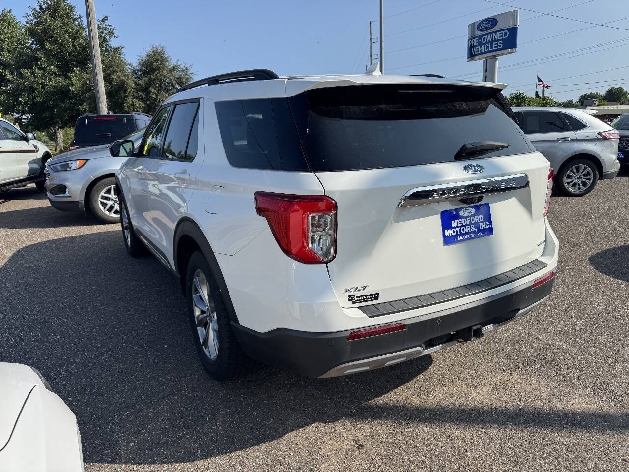 Certified 2020 Ford Explorer XLT w/ Equipment Group 202A AWD/4WD image 6