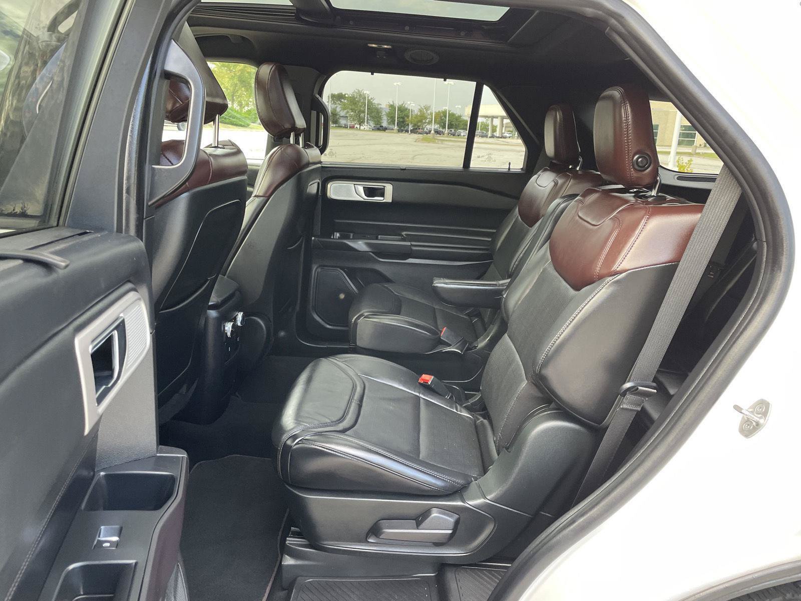 Certified 2020 Ford Explorer Platinum w/ Premium Technology Package AWD/4WD image 20