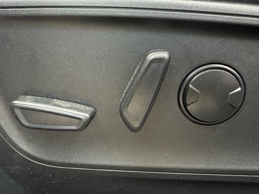 Certified 2023 Ford Escape ST-Line w/ Tech Pack #1 image 19