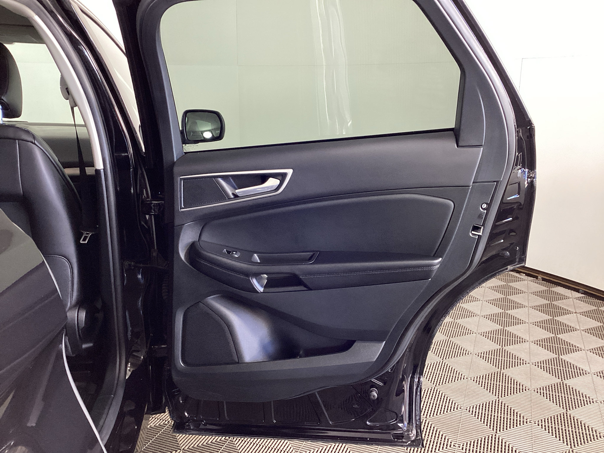 Certified 2024 Ford Edge SEL w/ Convenience Package AWD/4WD image 10