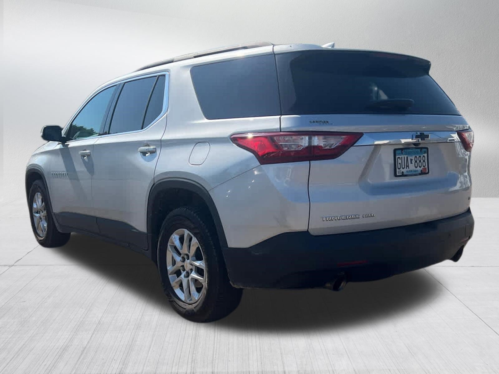 Used 2020 Chevrolet Traverse LT w/ Driver Confidence II Package AWD/4WD image 5