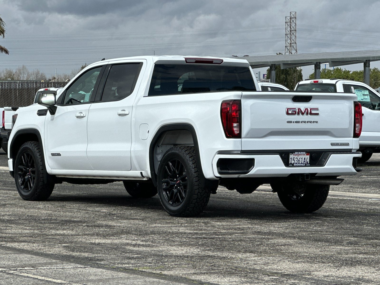 Used 2024 GMC Sierra 1500 Elevation image 3