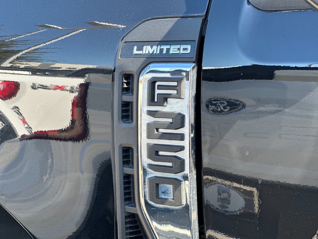 Certified 2024 Ford F250 Limited w/ FX4 Off-Road Package AWD/4WD image 27