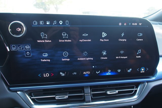 Used 2026 Chevrolet Equinox EV LT FWD image 27