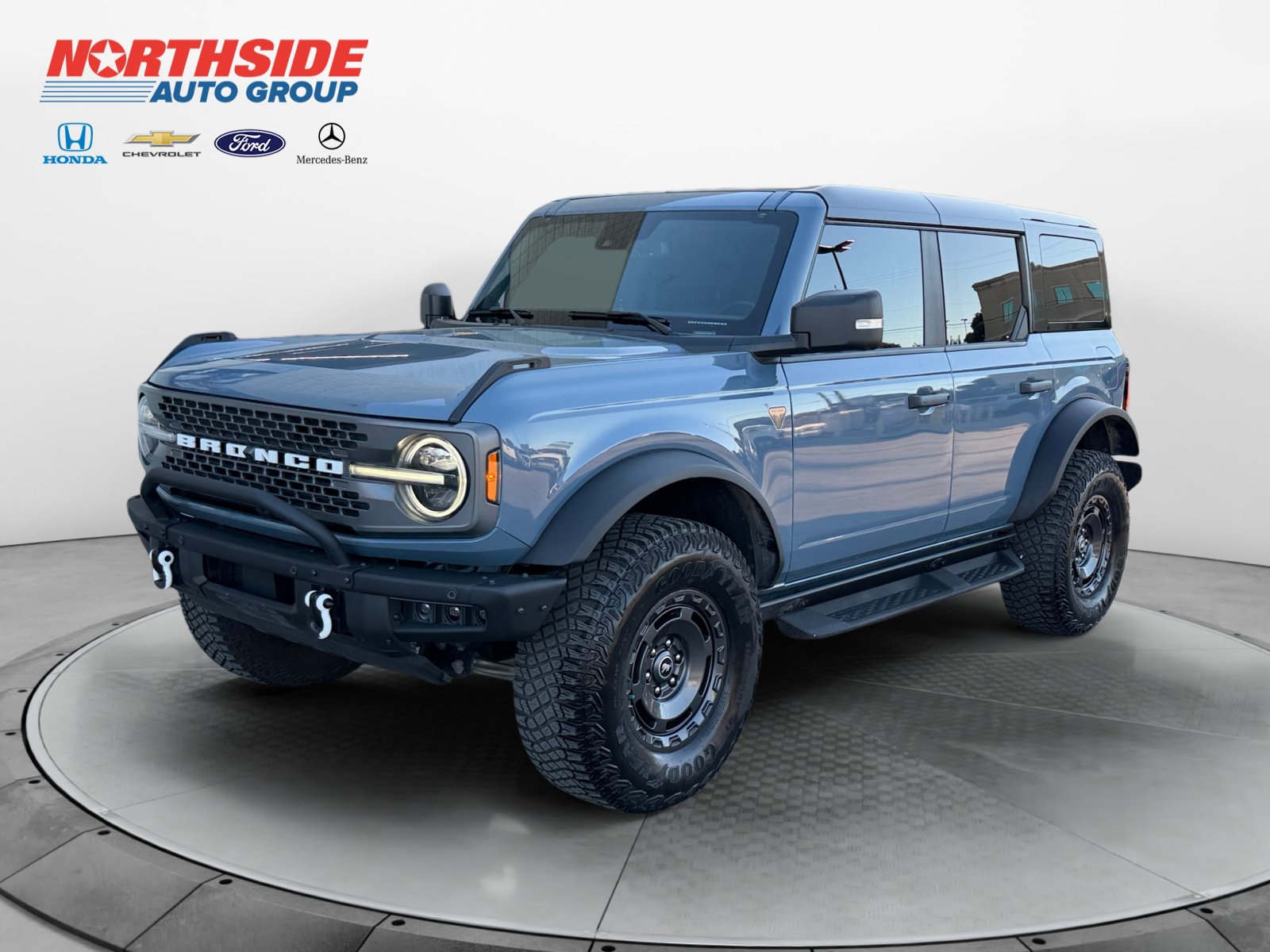 Certified 2024 Ford Bronco Badlands AWD/4WD image 3