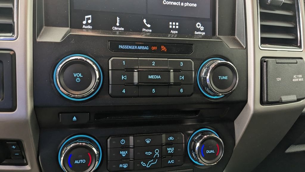 Certified 2018 Ford F250 Lariat w/ Chrome Package image 28