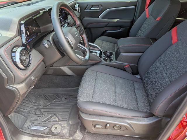 Used 2024 Chevrolet Colorado Z71 w/ Z71 Convenience Package 2 AWD/4WD image 12