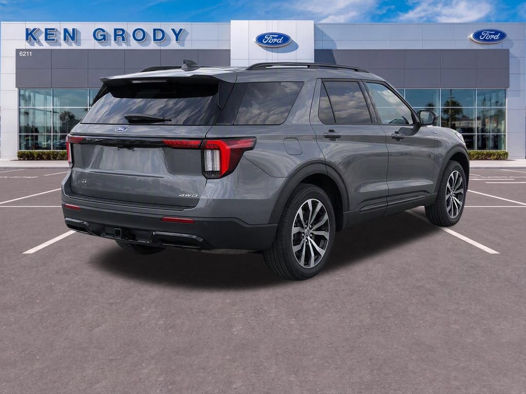 Certified 2026 Ford Explorer ST-Line AWD/4WD image 4