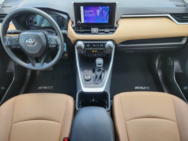 Used 2025 Toyota RAV4 LE AWD/4WD image 25
