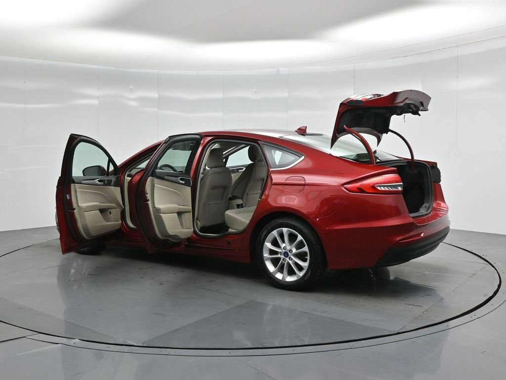 Certified 2019 Ford Fusion SE image 56