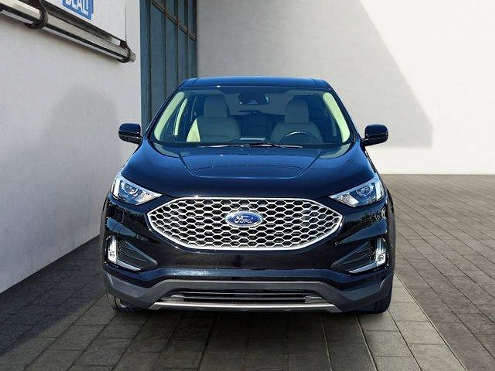 Certified 2023 Ford Edge SEL w/ Convenience Package AWD/4WD image 8