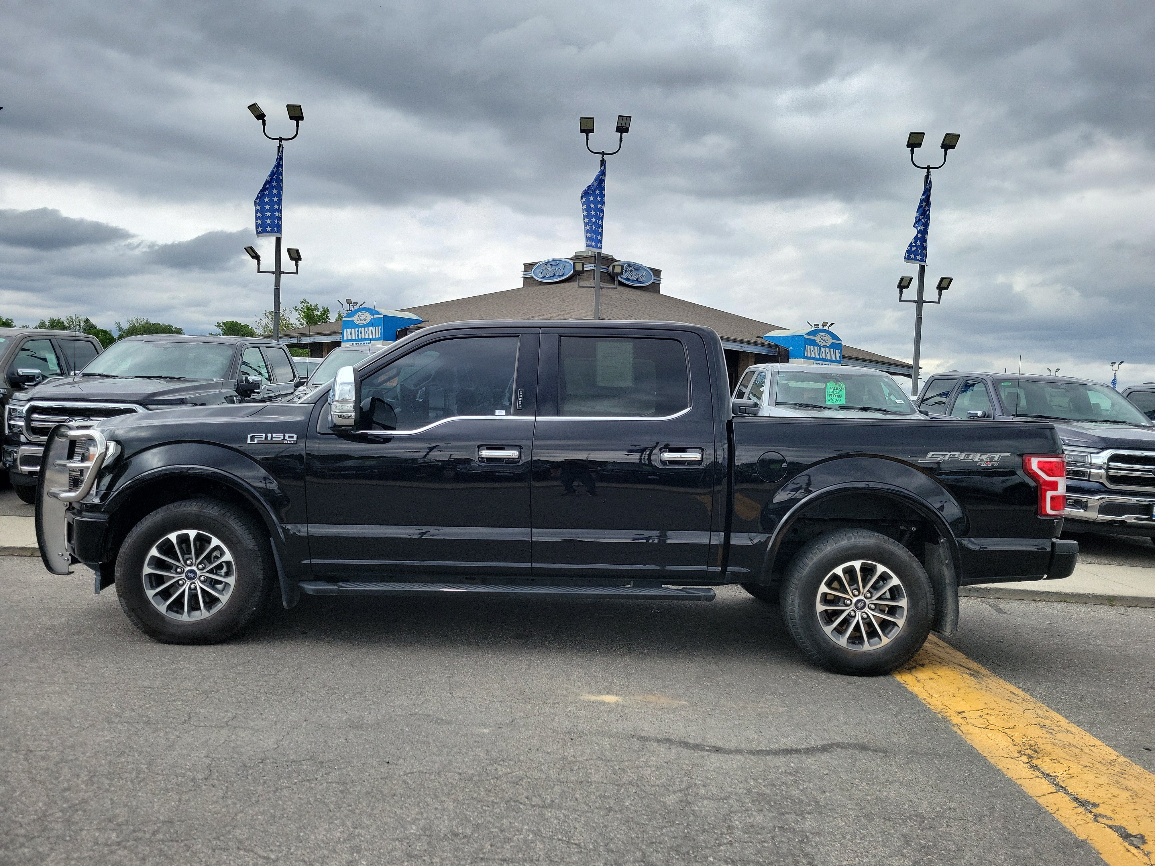 Certified 2019 Ford F150 XLT w/ Equipment Group 302A Luxury AWD/4WD image 2