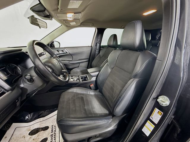 Used 2023 Mitsubishi Outlander SE image 21