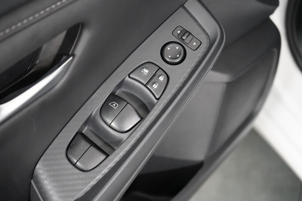 Used 2024 Nissan Sentra SV FWD image 21