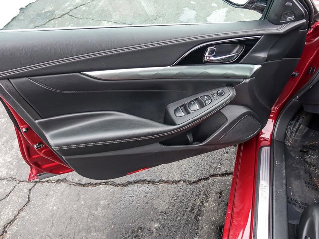 Used 2023 Nissan Maxima SL image 29