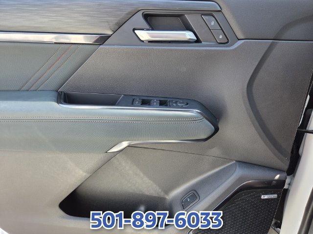 Used 2026 GMC Acadia AT4 AWD/4WD image 28
