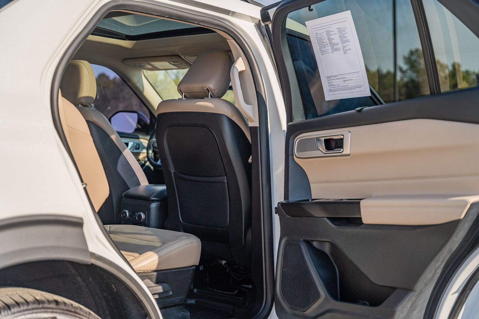 Certified 2020 Ford Explorer Limited image 16