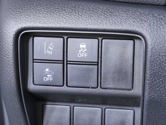 Used 2020 Honda CR-V LX image 25