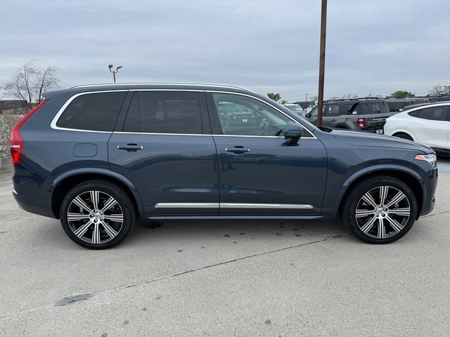 Used 2022 Volvo XC90 T8 Inscription w/ Advanced Package image 6