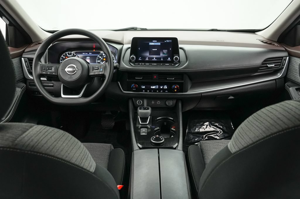 Used 2023 Nissan Rogue SV AWD/4WD image 14