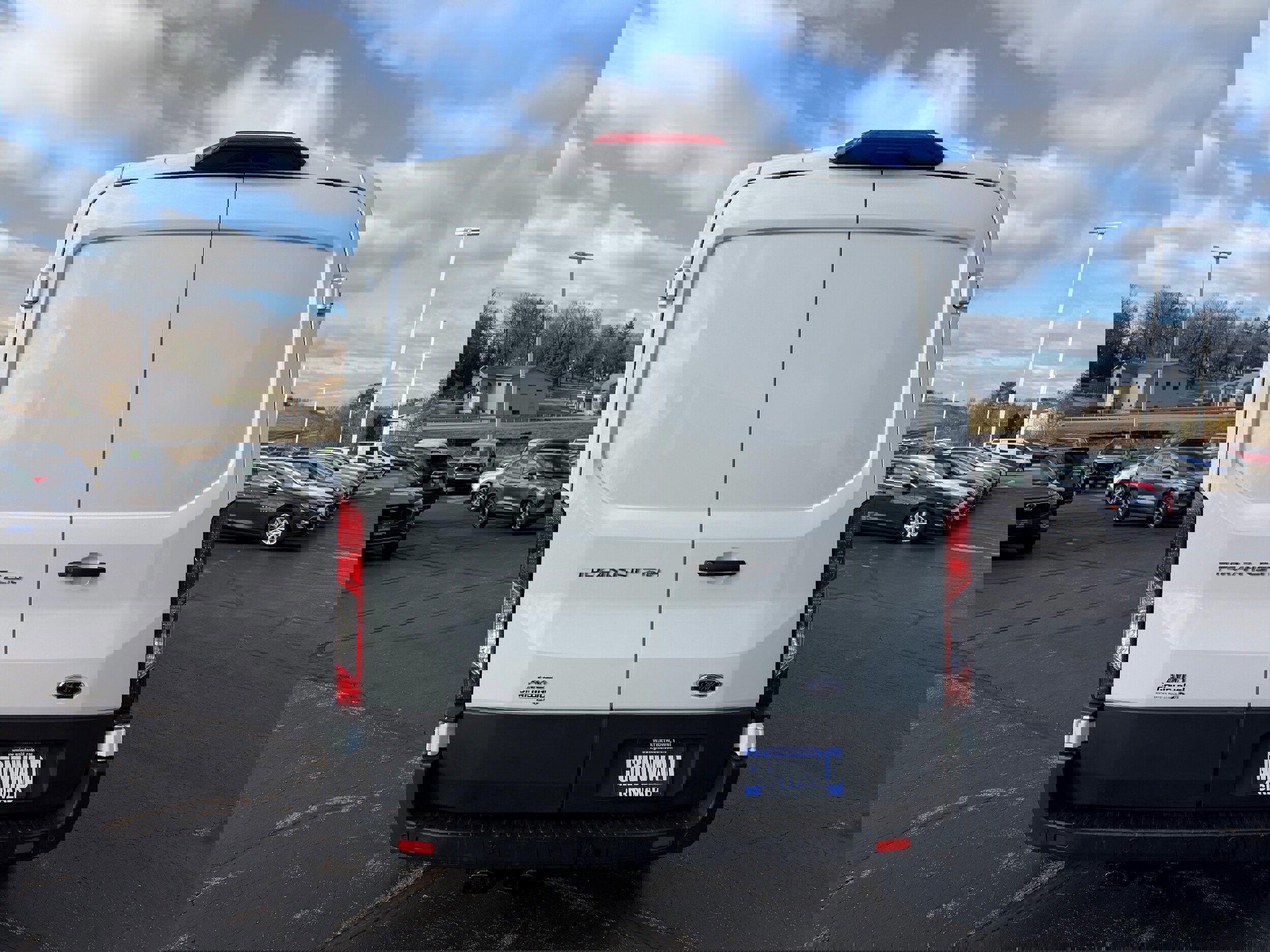 Certified 2022 Ford Transit 250 Medium Roof AWD w/ Load Area Protection Package image 4