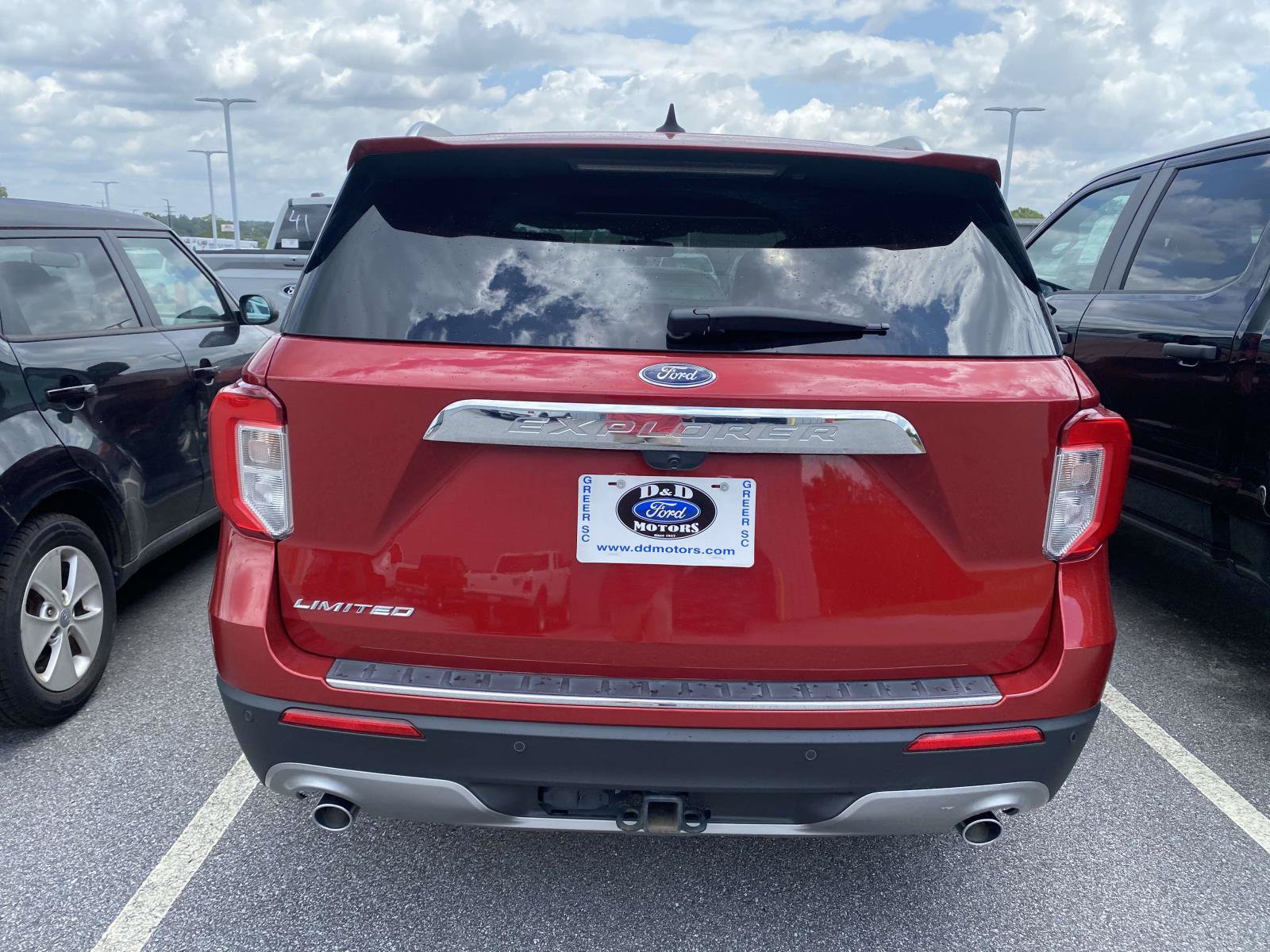 Certified 2022 Ford Explorer Limited w/ Equipment Group 301A RWD image 6